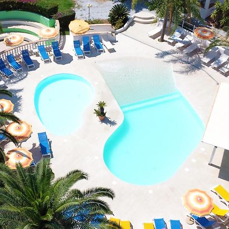 Villaggio Costa Real 카포바티카노 외부 사진